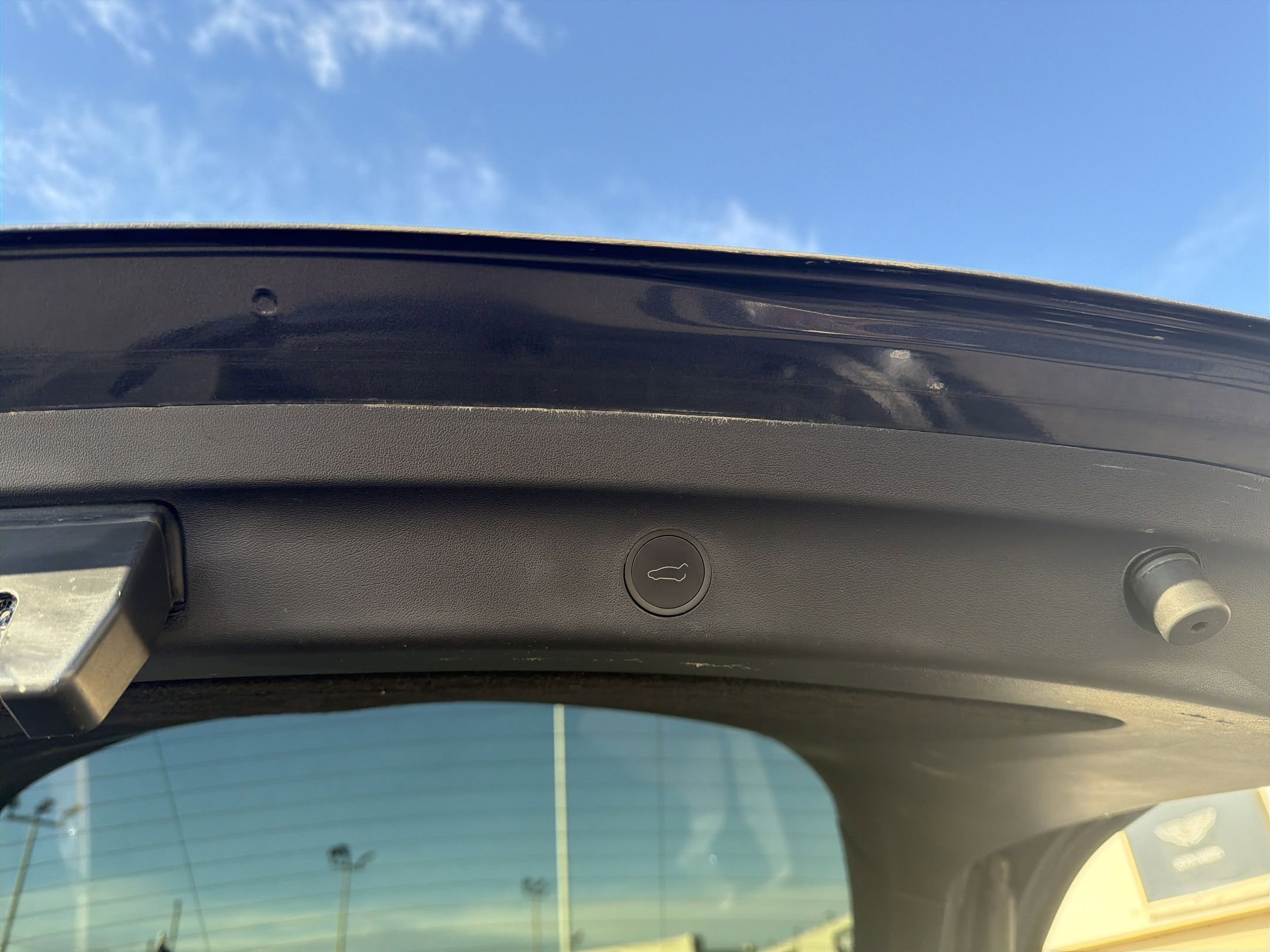 Used 2024 Tesla Model Y Long Range image 21