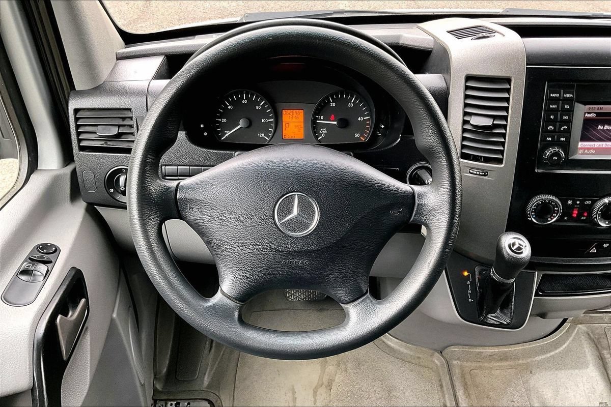 Used 2015 Mercedes-Benz Sprinter 2500 image 16