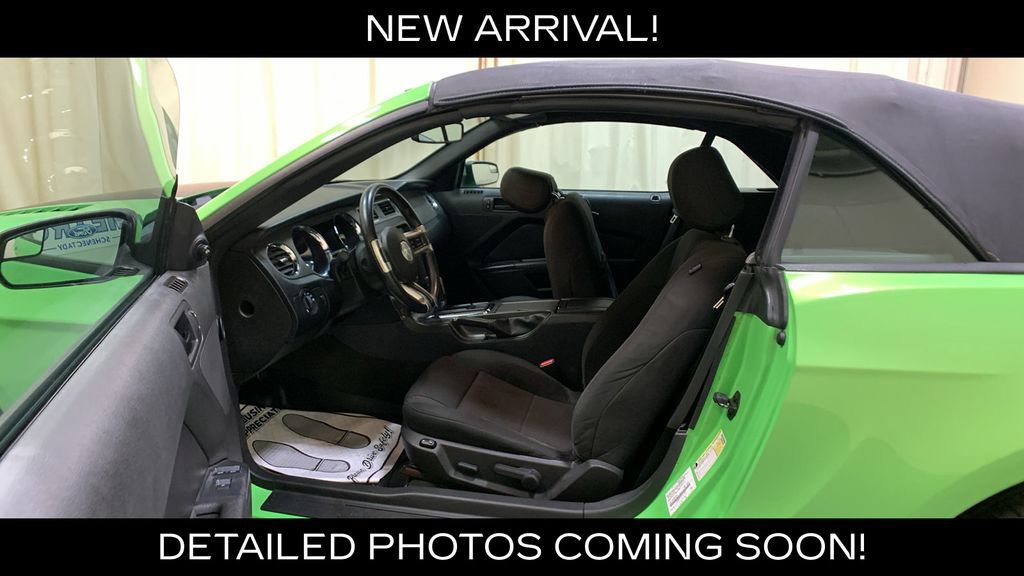 Used 2014 Ford Mustang GT w/ Equipment Group 301A RWD image 19