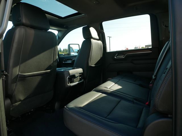 Used 2024 GMC Sierra 2500 Denali image 14