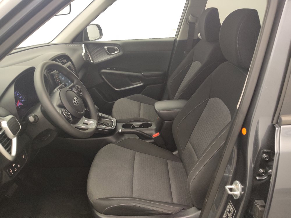 Used 2021 Kia Soul S FWD image 17