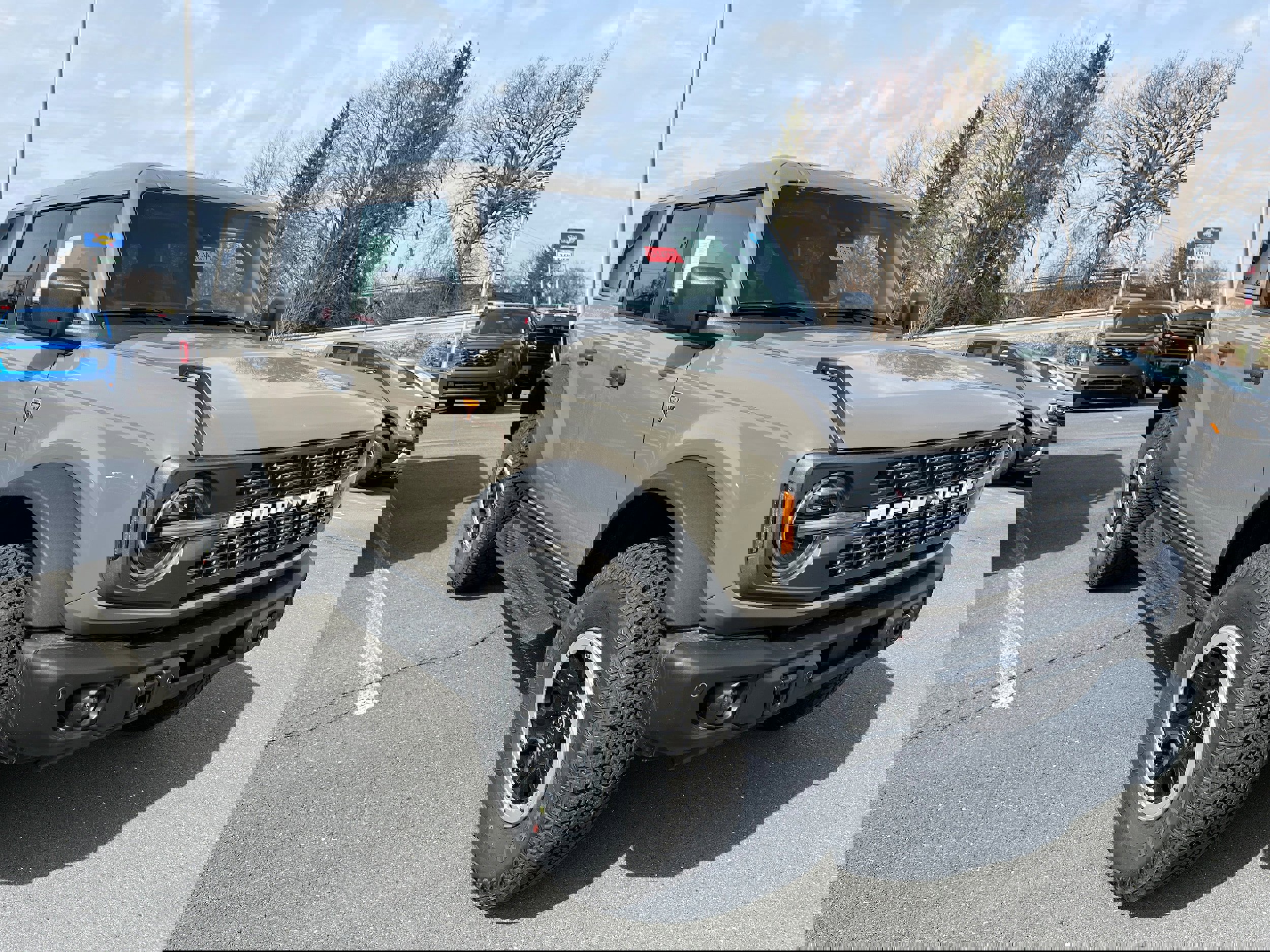 New 2026 Ford Bronco Badlands image 3