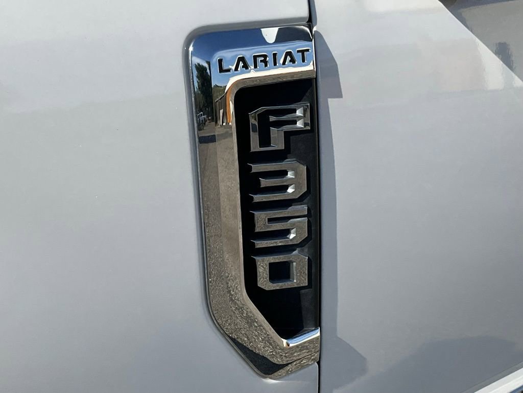 Used 2020 Ford F350 Lariat w/ Lariat Ultimate Package image 11