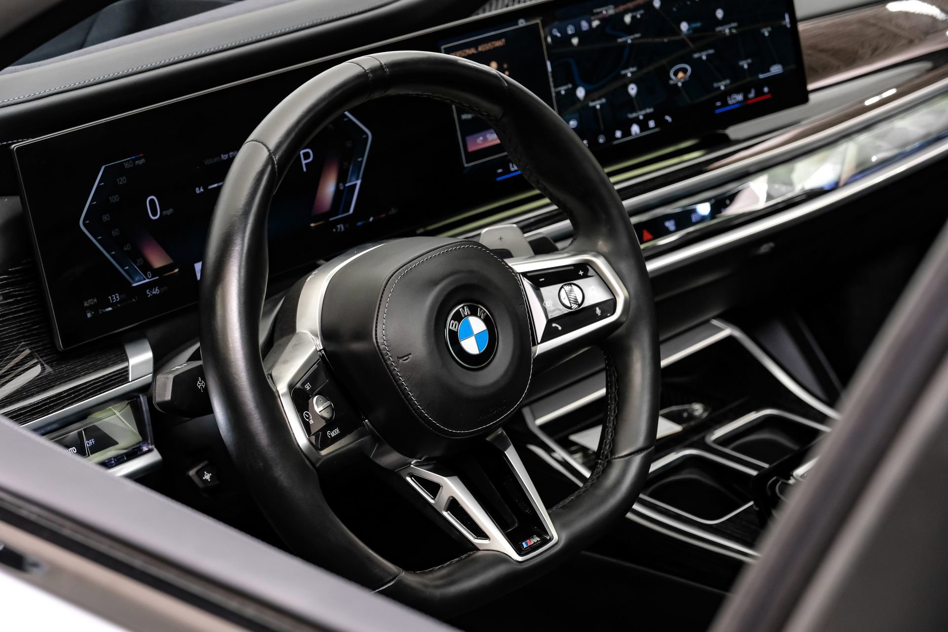 Used 2023 BMW 740i image 20