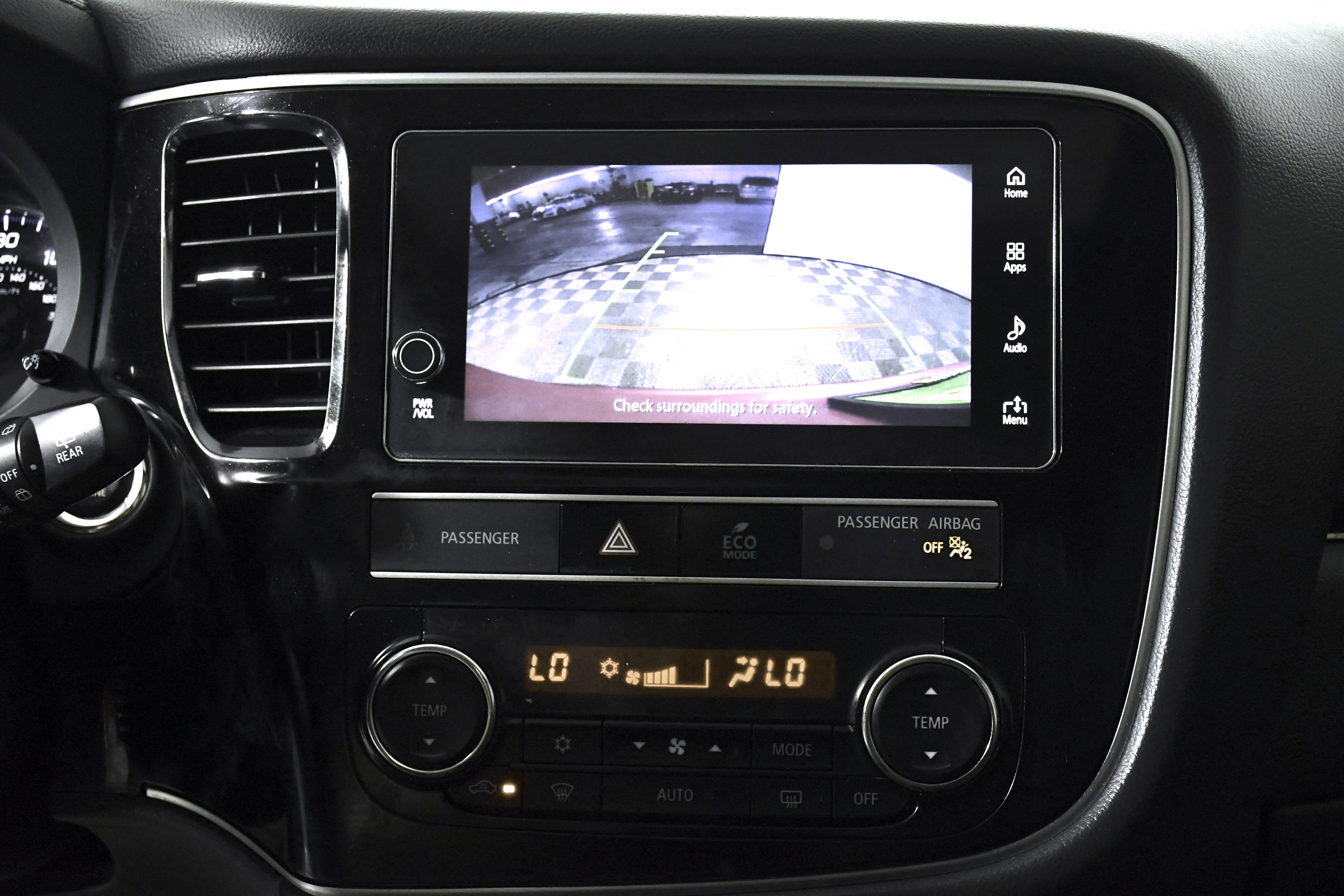 Used 2019 Mitsubishi Outlander LE image 17