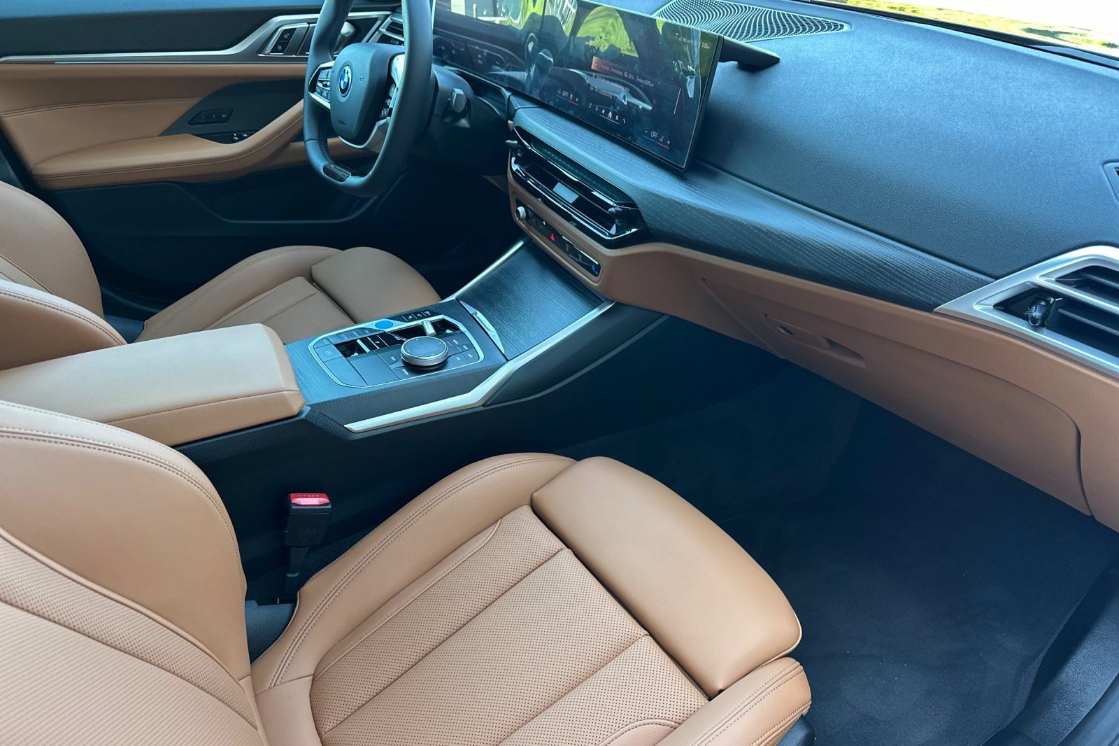 Used 2025 BMW i4 eDrive40 image 19