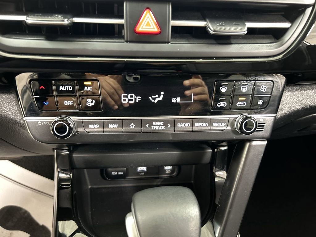 Certified 2024 Kia Seltos S AWD/4WD image 17