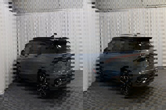 New 2026 Lincoln Nautilus Reserve image 46