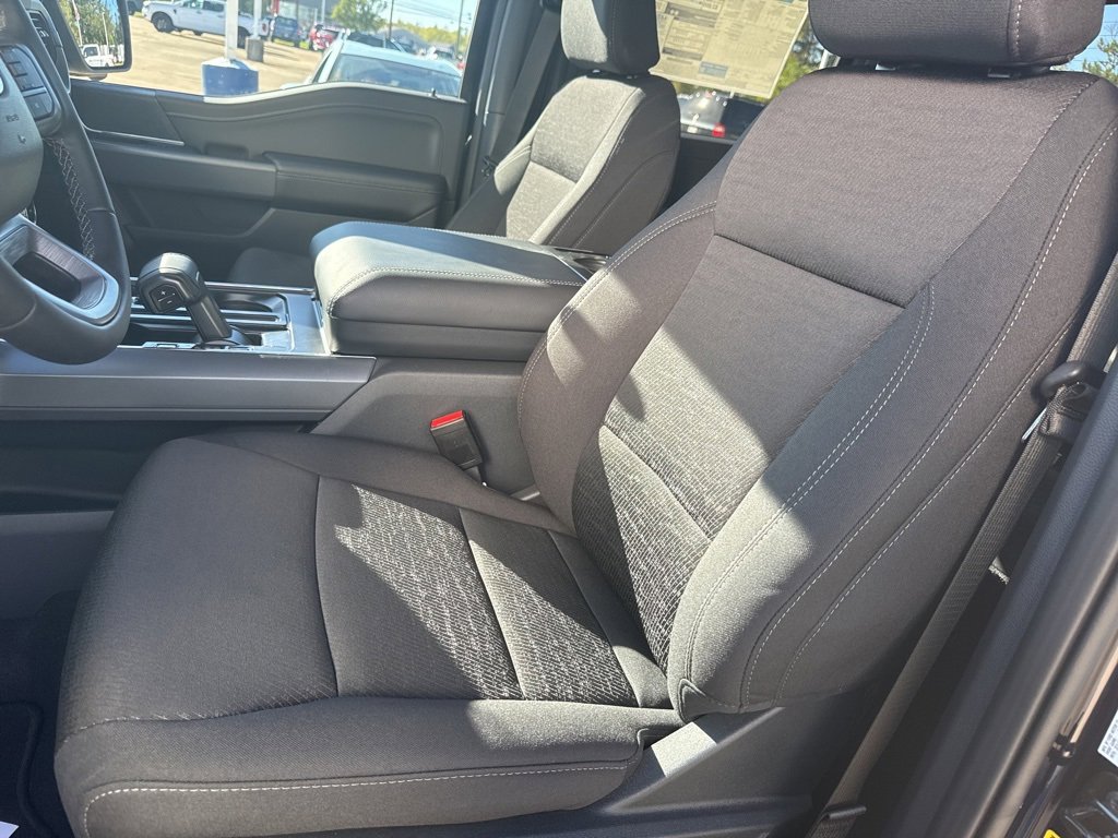 New 2025 Ford F150 XLT image 8