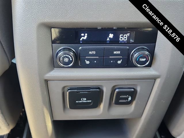 Used 2020 Chevrolet Traverse Premier image 24