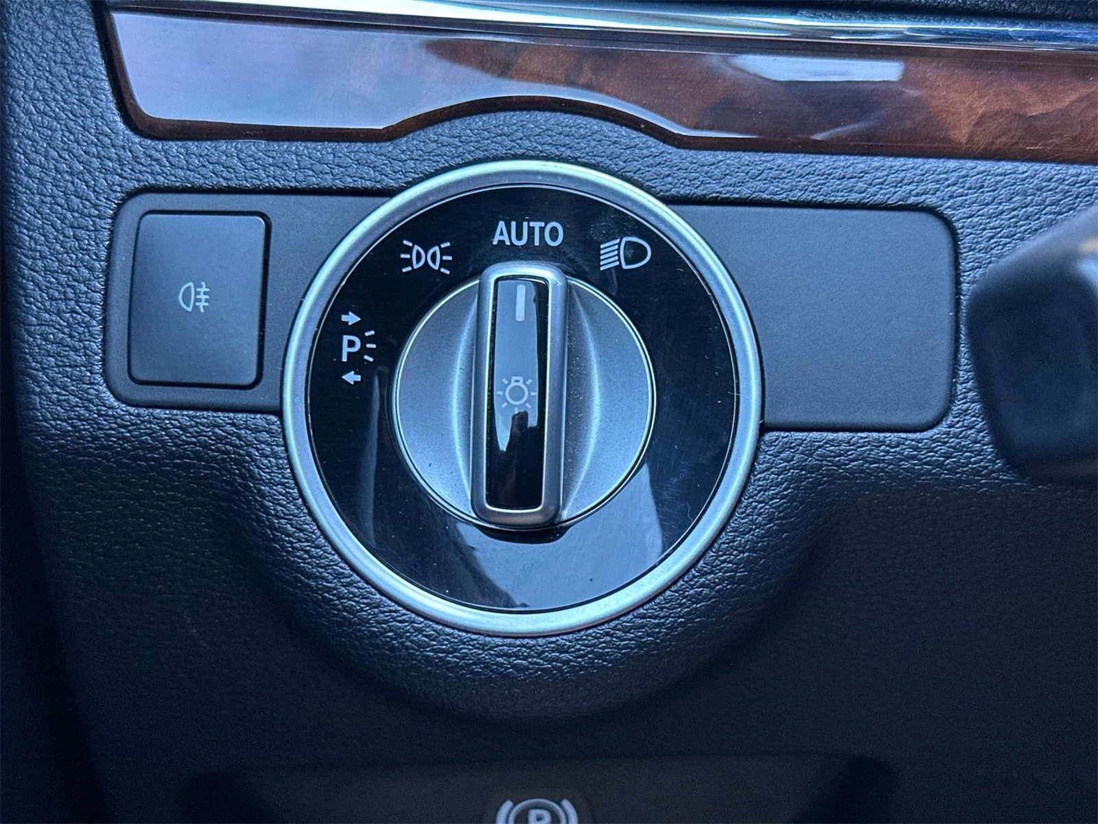 Used 2012 Mercedes-Benz E 350 Cabriolet image 30