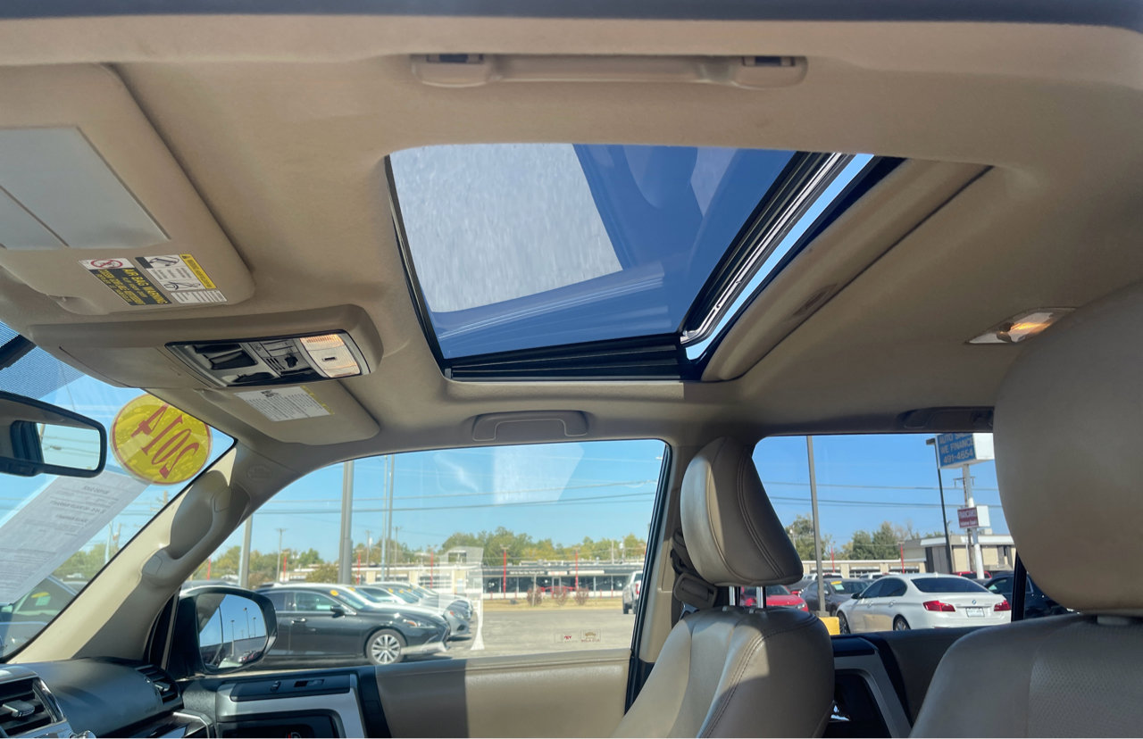 Used 2014 Toyota 4Runner Limited image 26