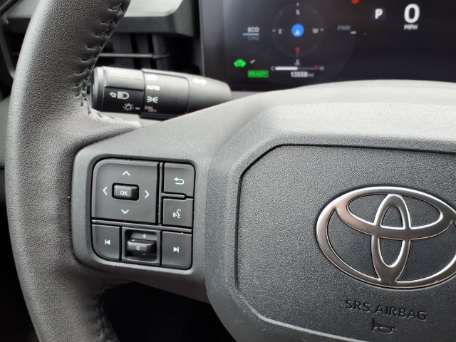 Used 2026 Toyota RAV4 XLE Premium AWD/4WD image 21