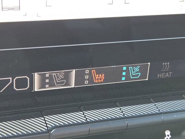 Certified 2024 GMC Hummer EV 3X w/ LPO, Sport Package image 7