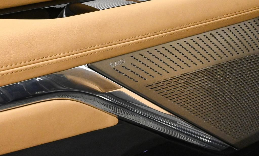 New 2025 Cadillac Escalade IQ Luxury 2 image 7