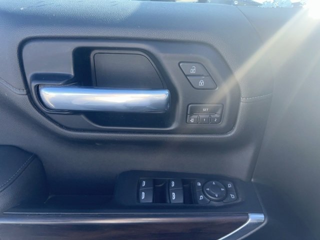 Used 2021 GMC Sierra 1500 SLT w/ SLT Premium Package image 19