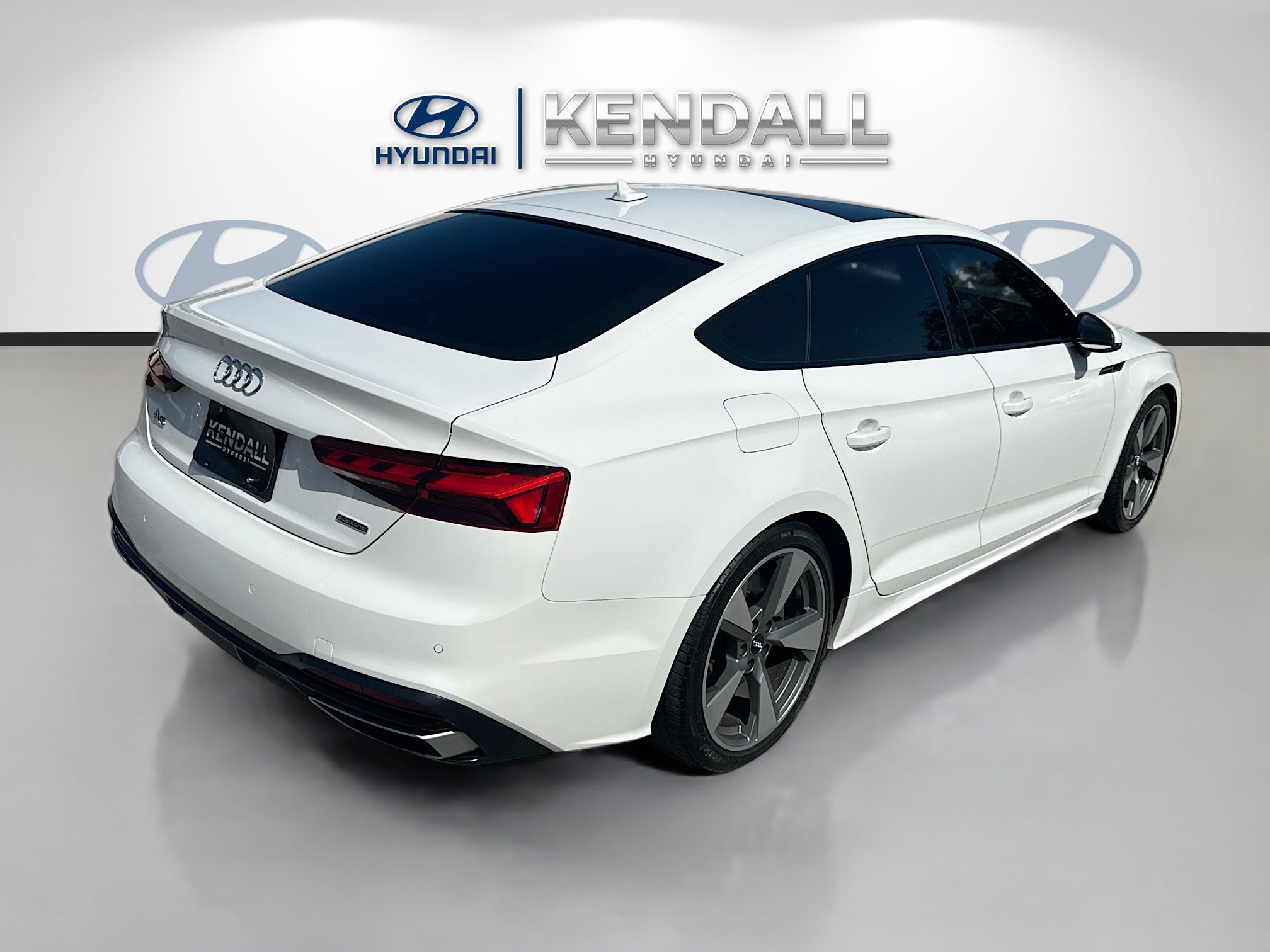 Used 2020 Audi A5 2.0T Premium Plus w/ Premium Plus AWD/4WD image 6