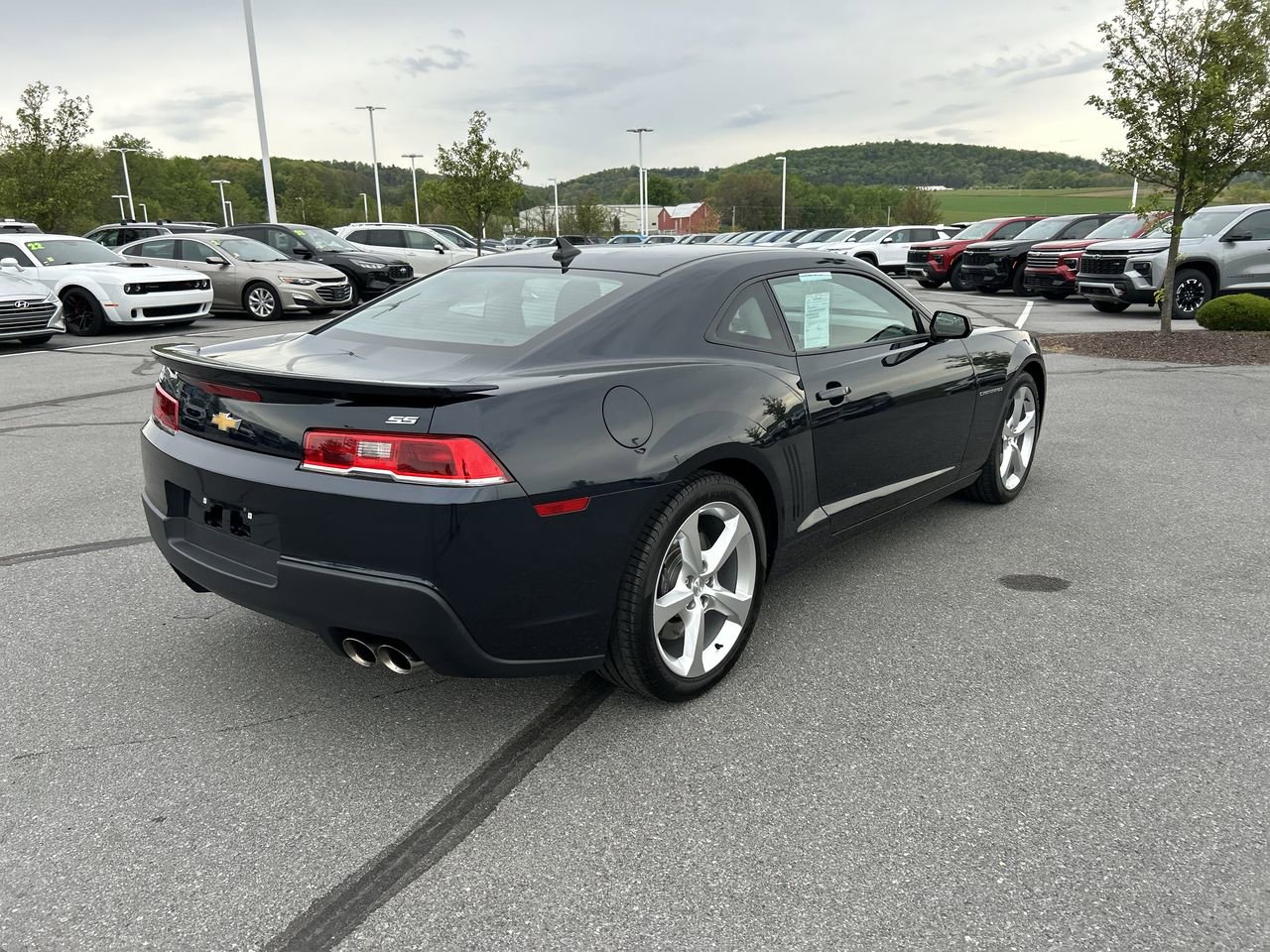 Used 2014 Chevrolet Camaro SS RWD image 7