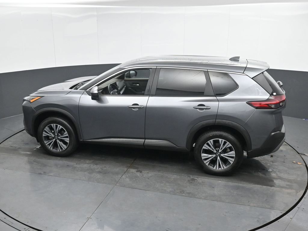 Used 2023 Nissan Rogue SV image 42