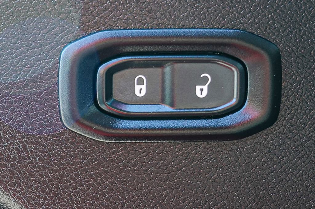 Used 2021 Jeep Gladiator Mojave image 47