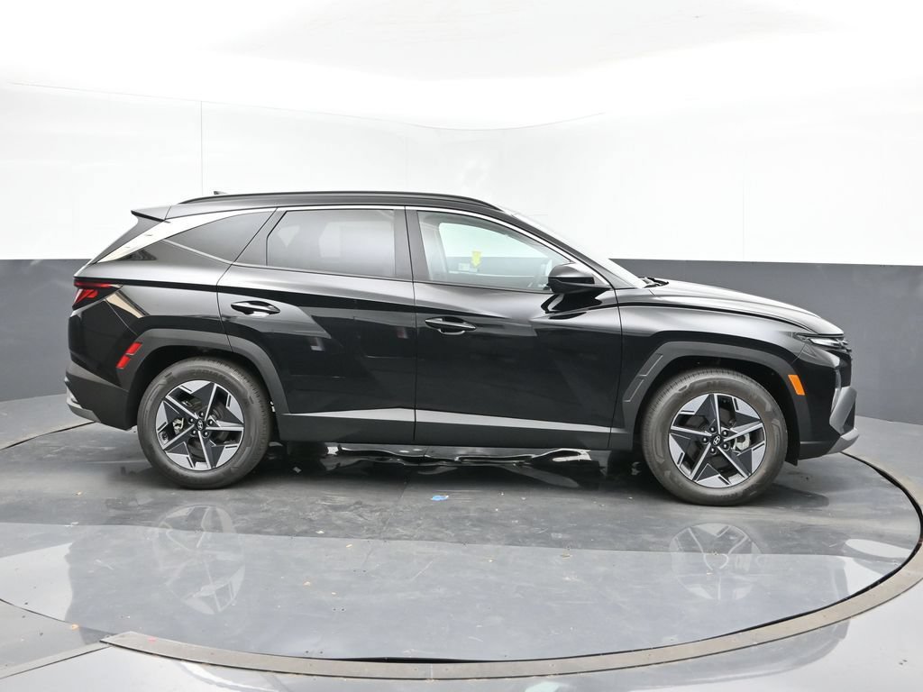 Used 2025 Hyundai Tucson SEL FWD image 6