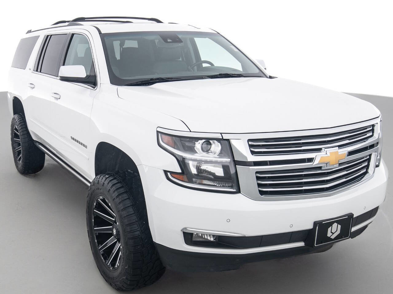 Used 2015 Chevrolet Suburban LTZ image 1