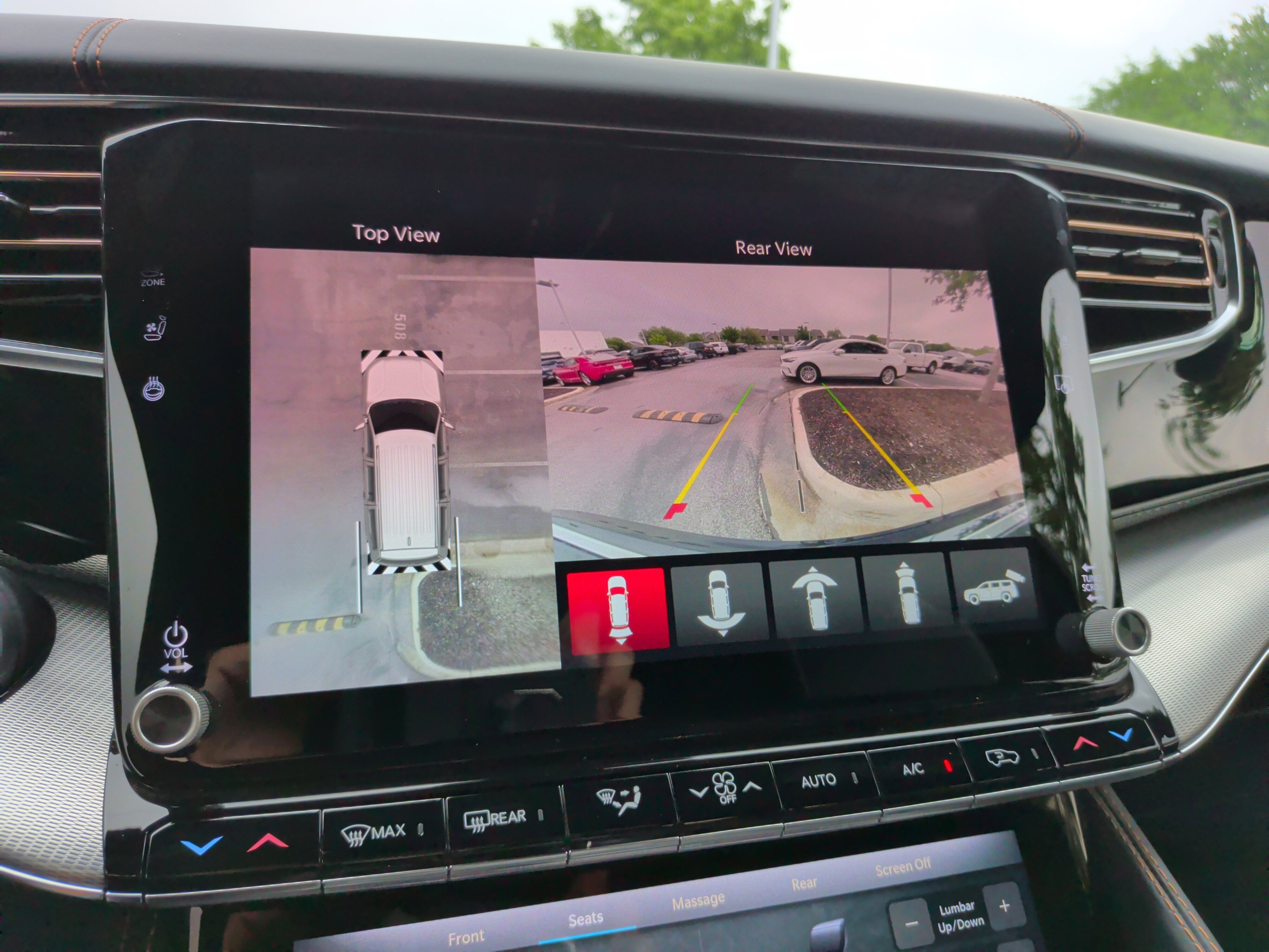 Used 2023 Jeep Grand Wagoneer Series III image 18