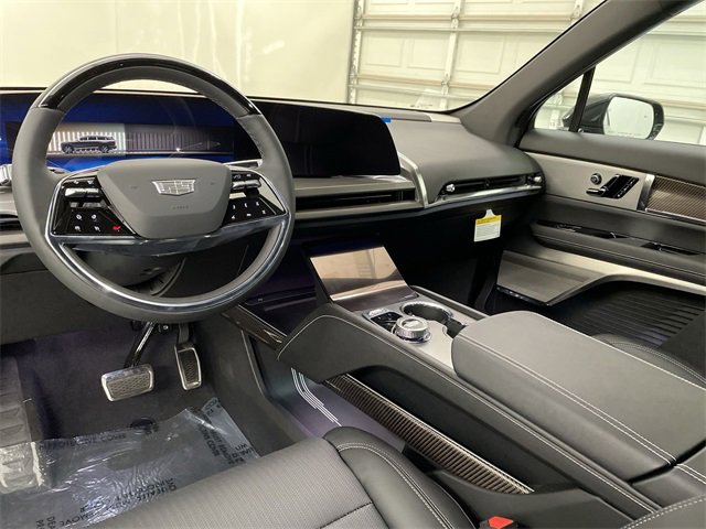 New 2026 Cadillac Vistiq Sport w/ LPO, Floor Liner Package image 21