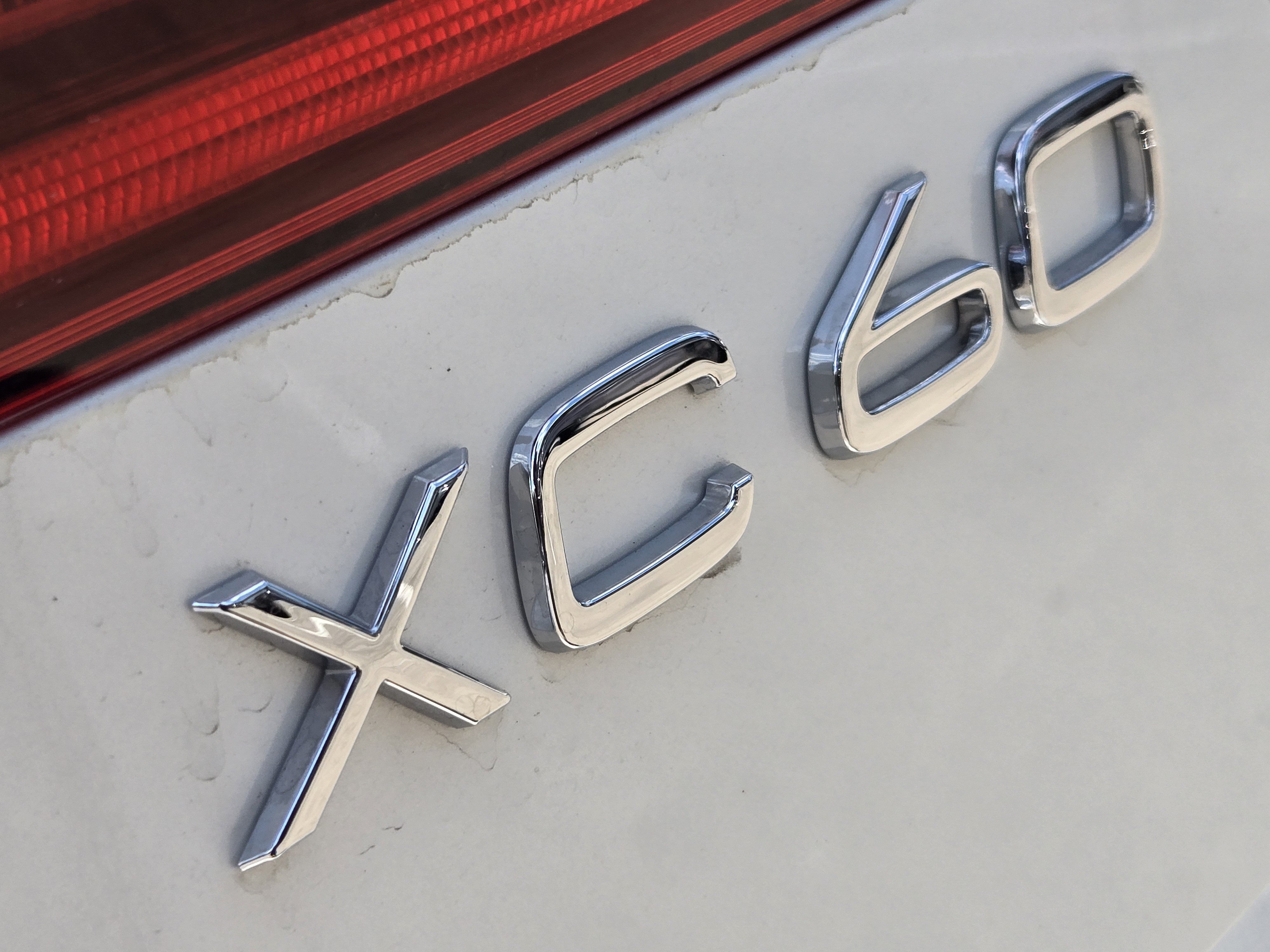 New 2026 Volvo XC60 B5 Plus w/ Protection Package Premier AWD/4WD image 34