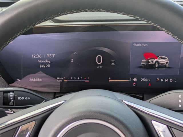 Used 2025 Buick Enclave Preferred FWD image 19