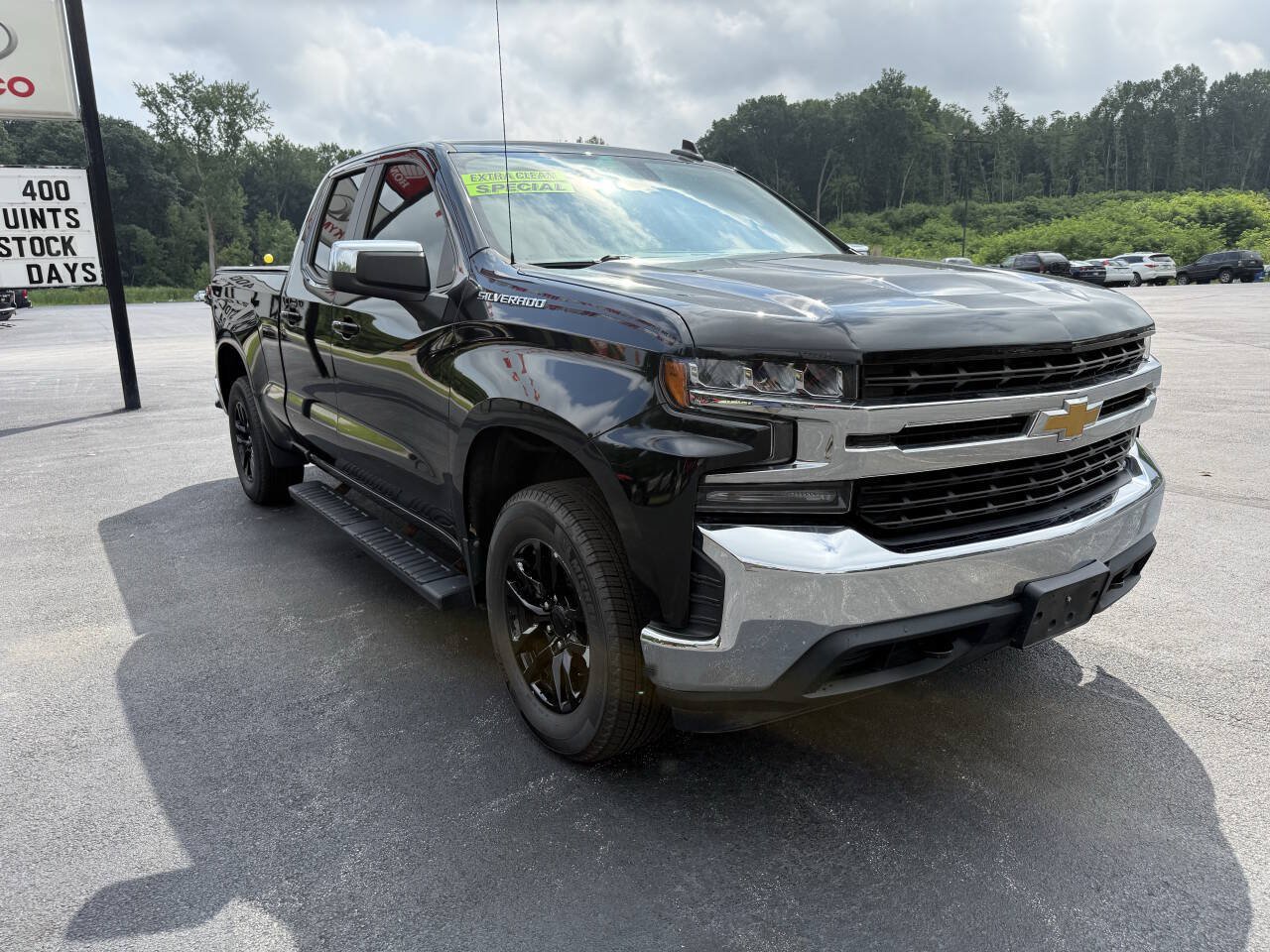 Used 2019 Chevrolet Silverado 1500 LT w/ All-Star Edition AWD/4WD image 3