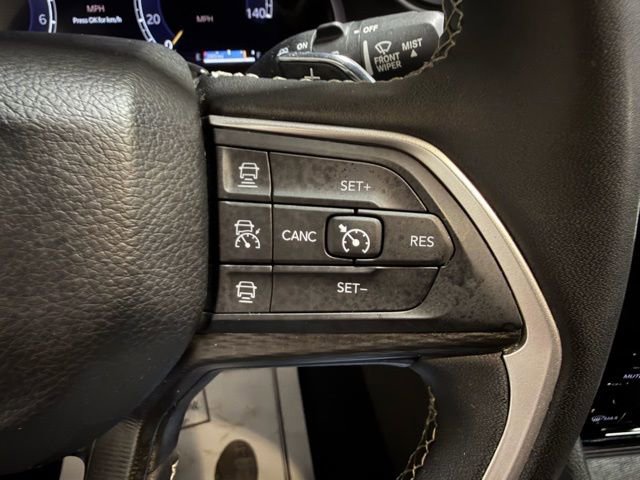 Used 2024 Jeep Grand Cherokee L Laredo image 35