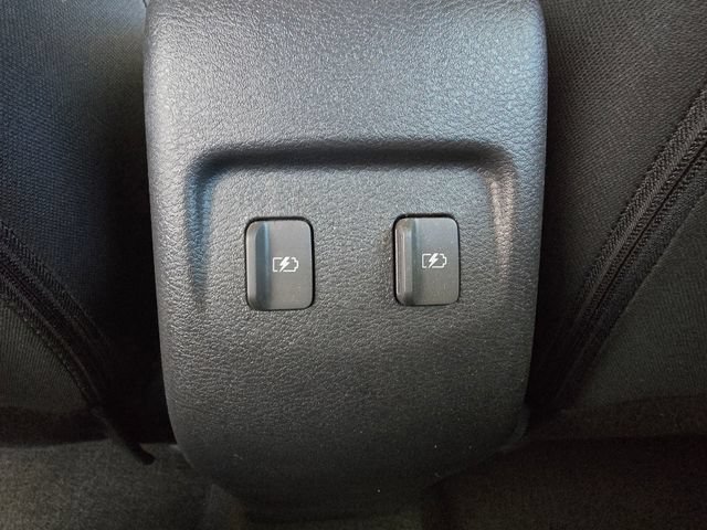 Used 2024 Nissan Kicks SR FWD image 23