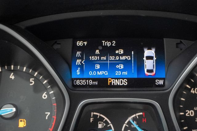 Used 2017 Ford Focus Titanium FWD image 31
