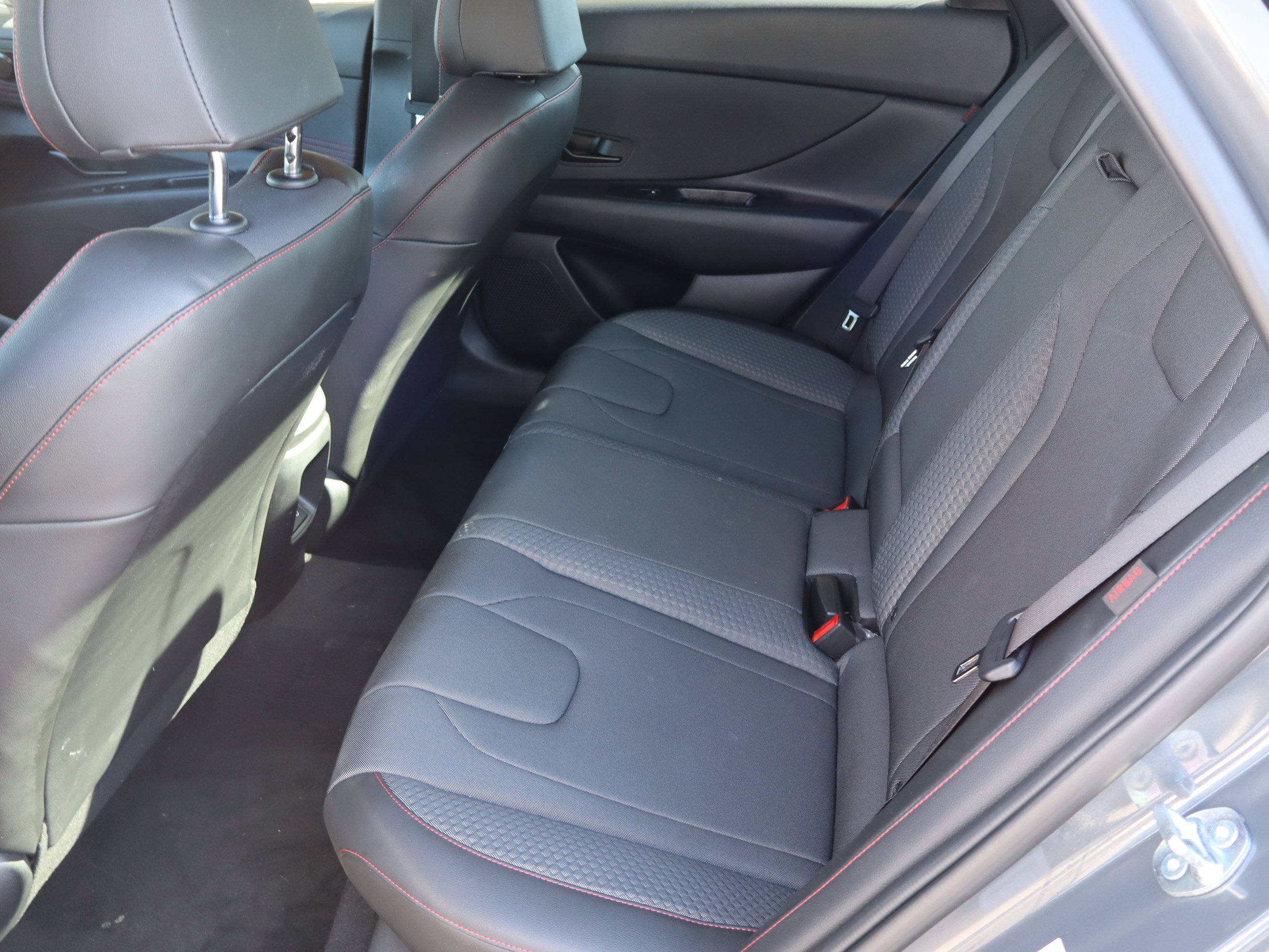 Used 2025 Hyundai Elantra N Line image 33