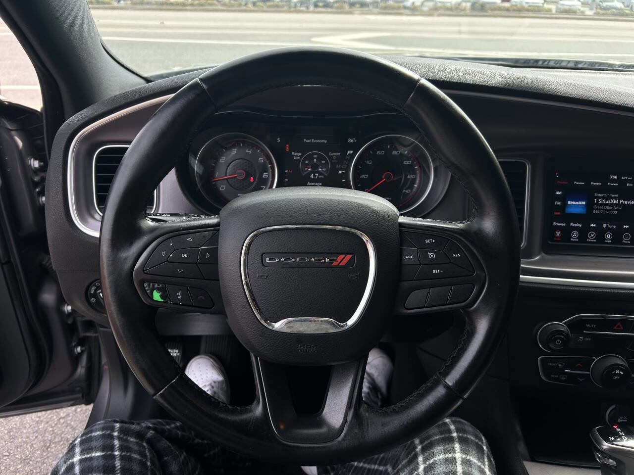 Used 2020 Dodge Charger SXT image 10