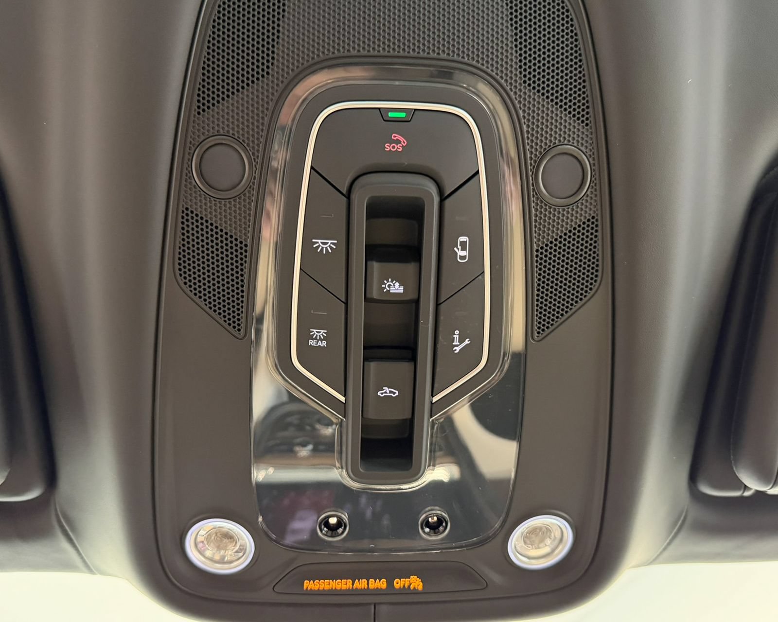 New 2026 Bentley Bentayga Extended Wheelbase AWD/4WD image 18