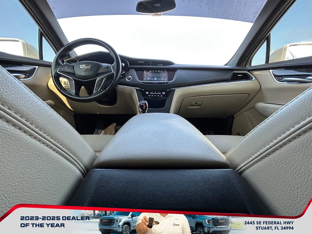 Used 2018 Cadillac XT5 FWD image 15