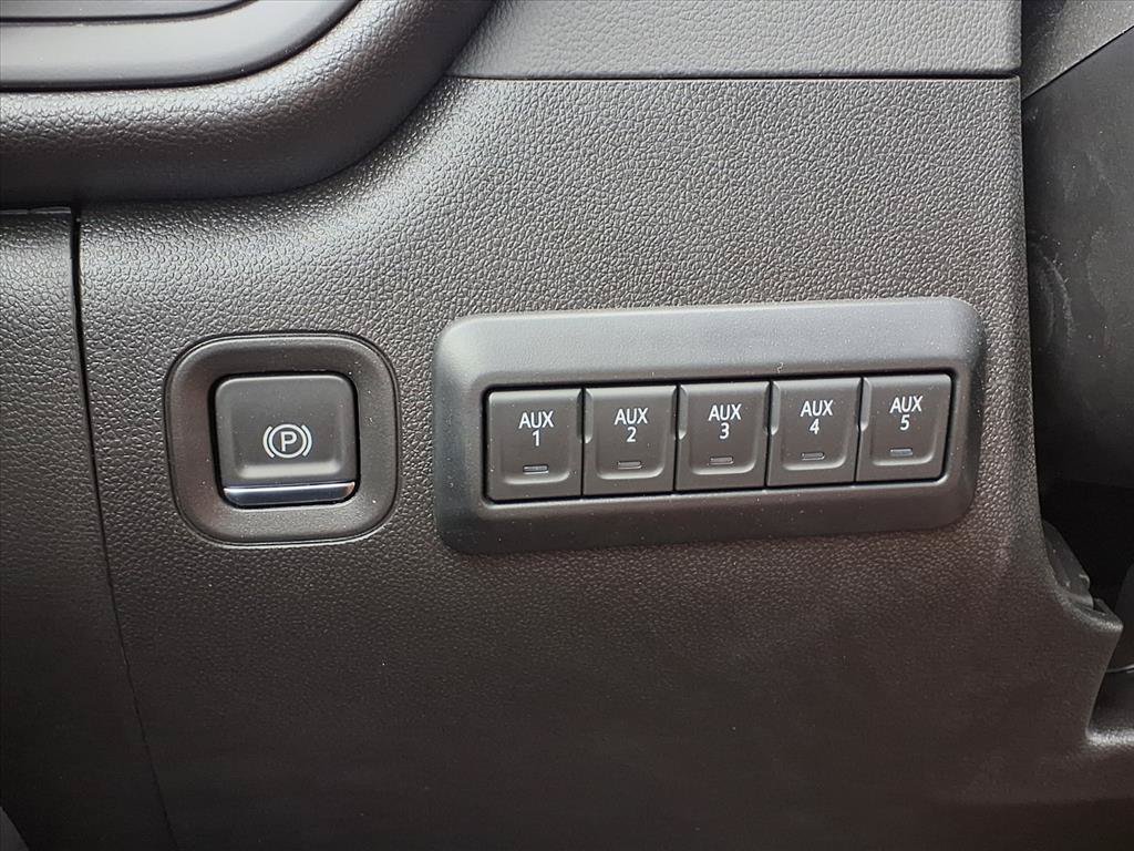 New 2025 GMC Sierra 3500 Pro w/ Convenience Package AWD/4WD image 12
