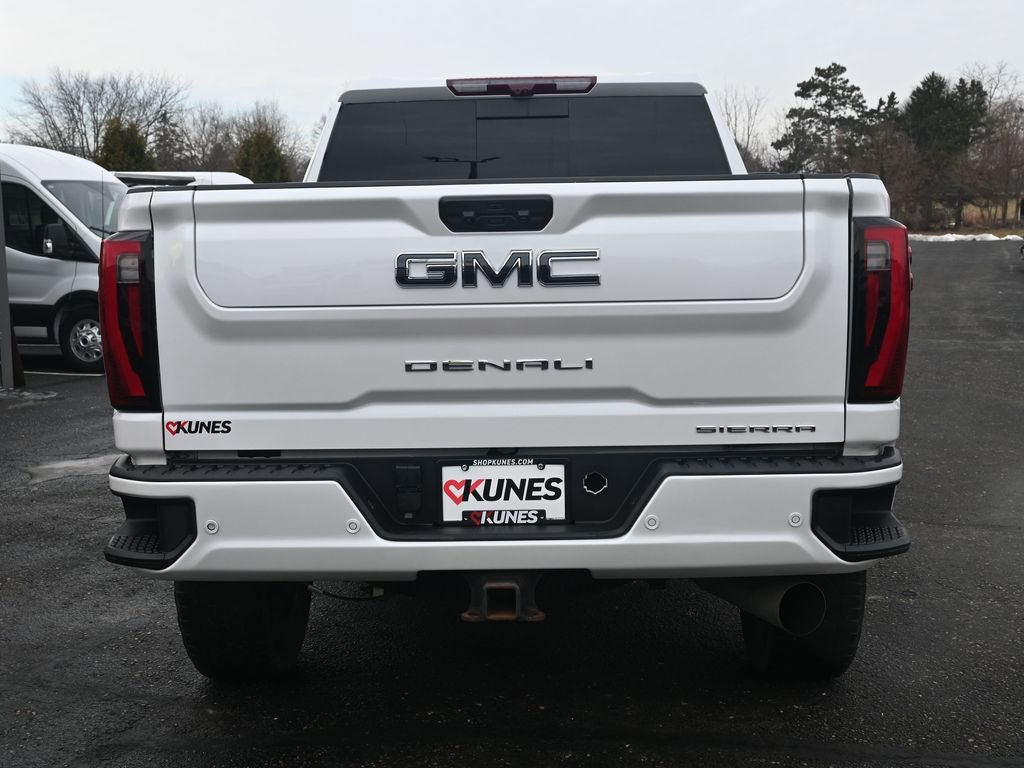 Used 2024 GMC Sierra 3500 Denali Ultimate image 8