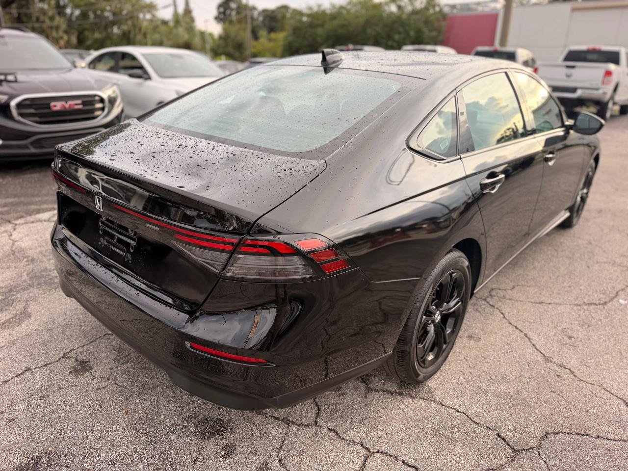 Used 2025 Honda Accord SE image 7