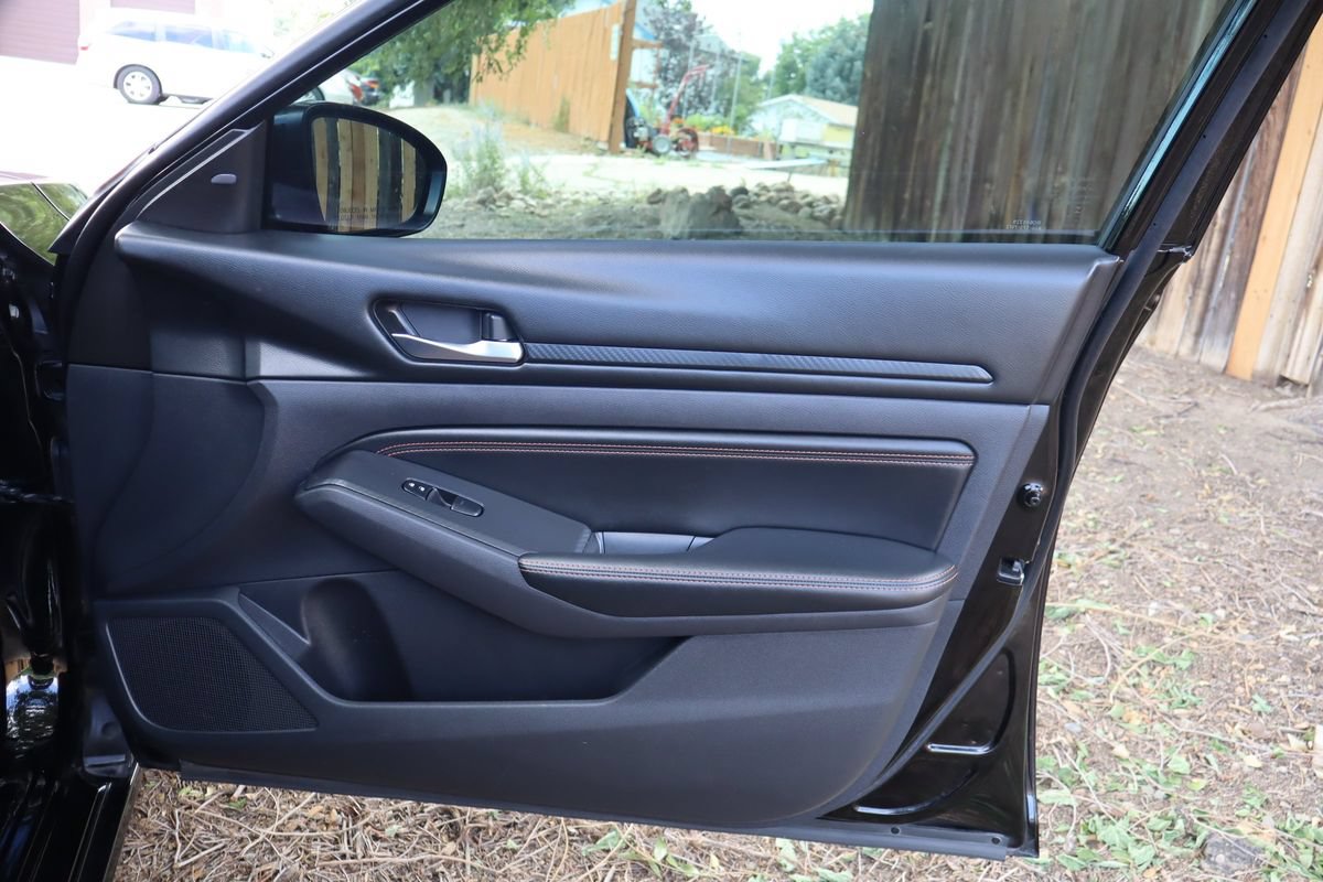 Used 2020 Nissan Altima 2.5 SR w/ Premium Package FWD image 26