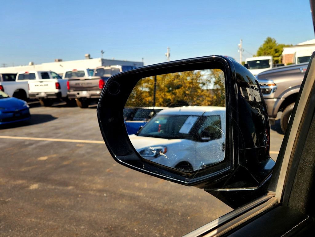 Used 2021 Chevrolet Tahoe Z71 image 10