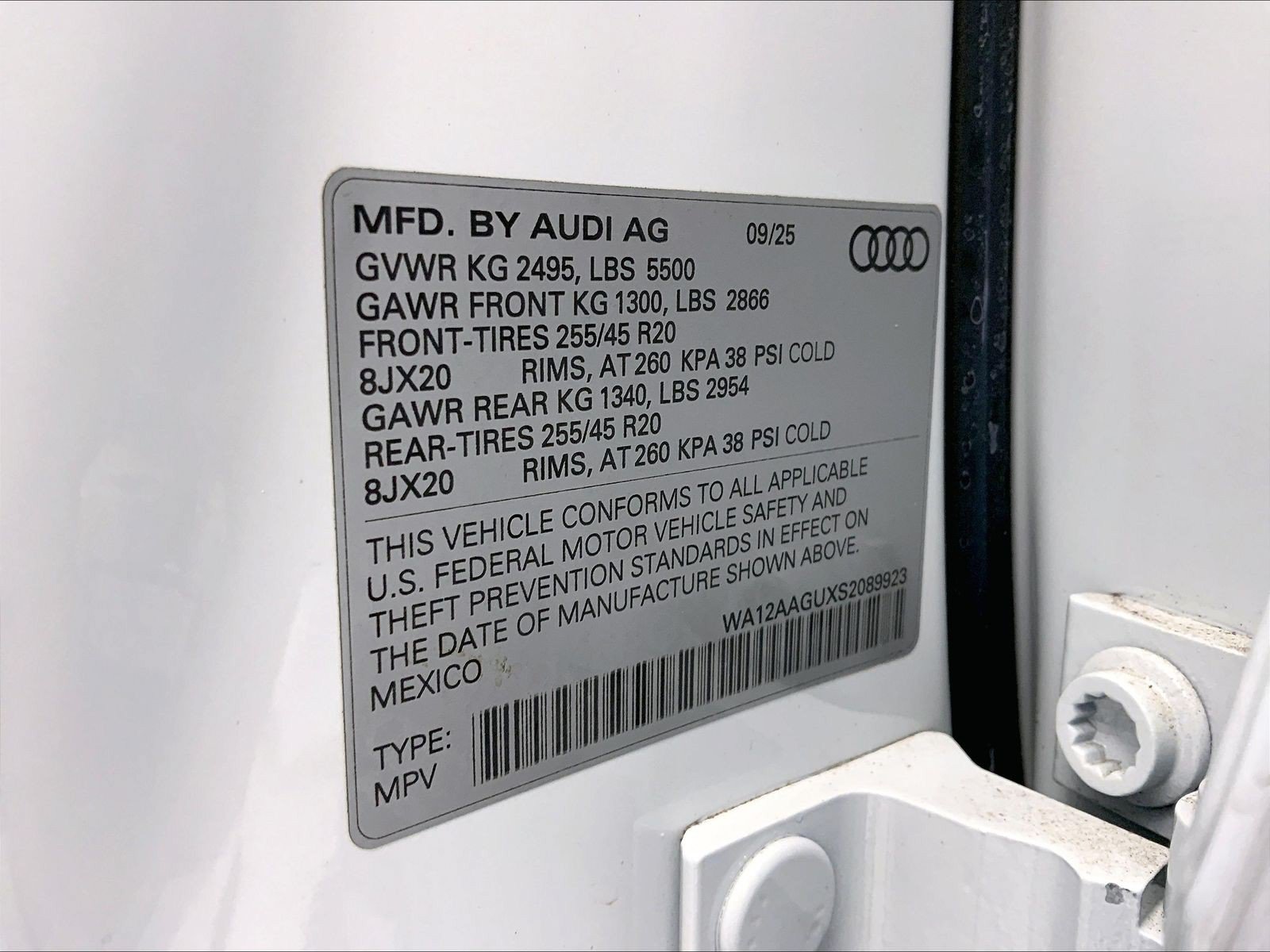 Used 2025 Audi Q5 Premium Plus w/ Premium Plus AWD/4WD image 31
