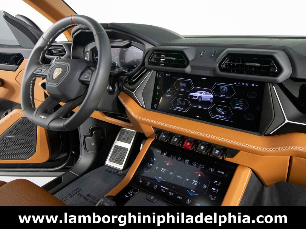 Used 2025 Lamborghini Urus S AWD/4WD image 28