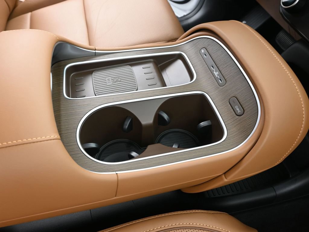 Used 2026 Hyundai Palisade Calligraphy image 30