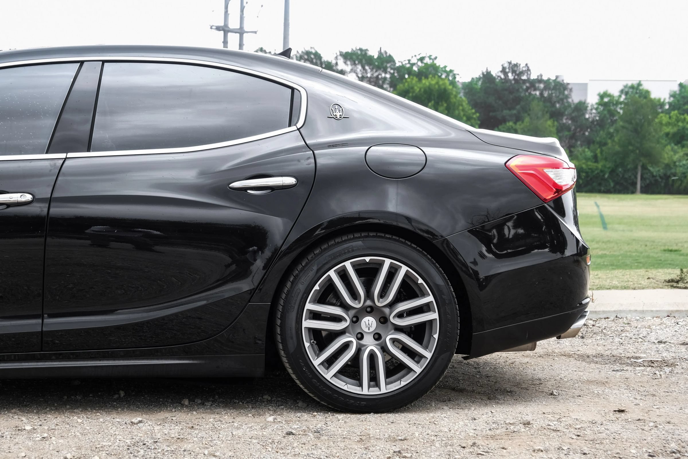 Used 2015 Maserati Ghibli S Q4 AWD/4WD image 15