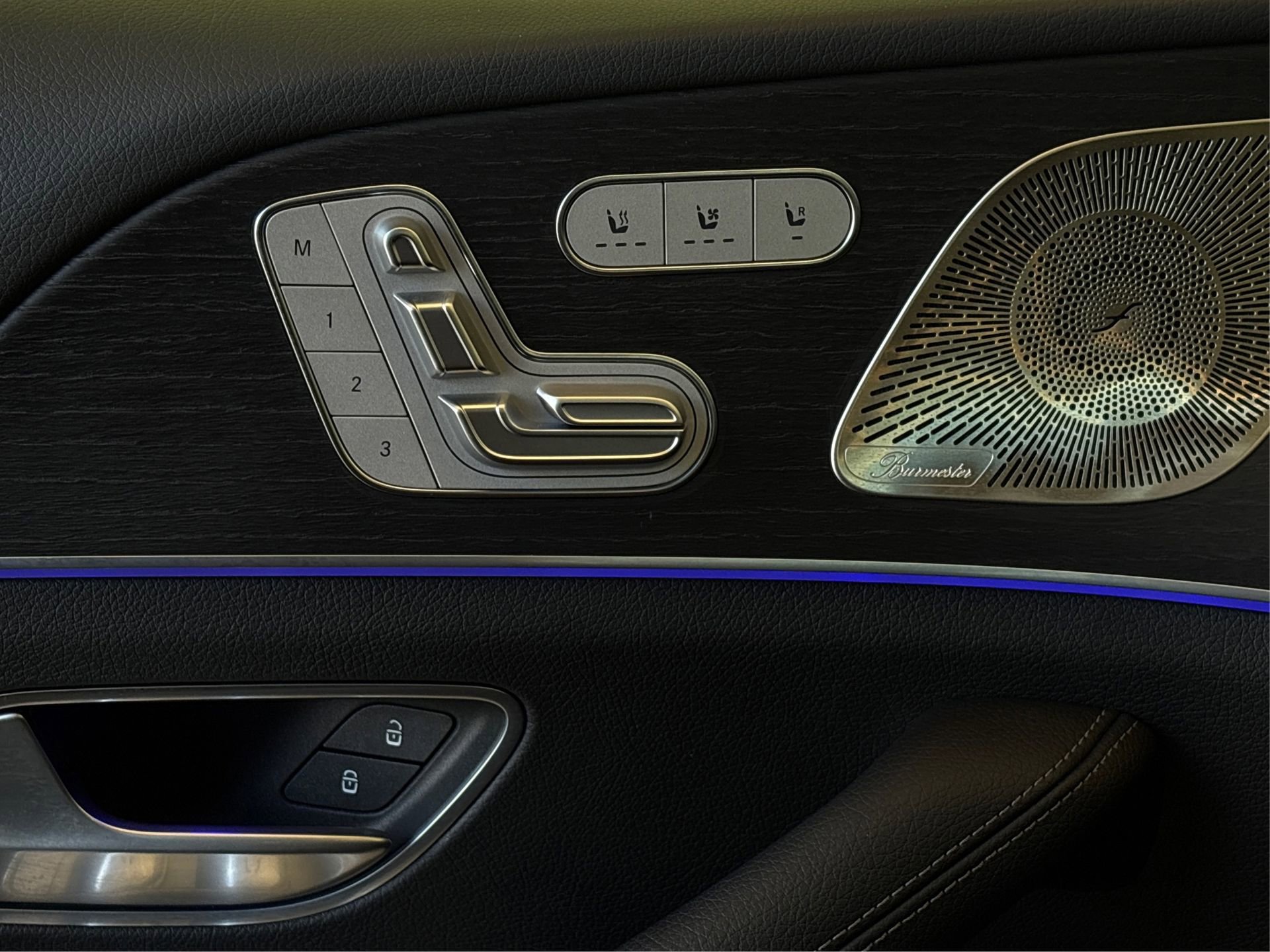 Used 2025 Mercedes-Benz GLE 350 4MATIC image 31