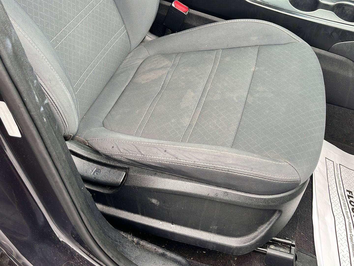 Used 2017 Kia Sorento AWD image 32