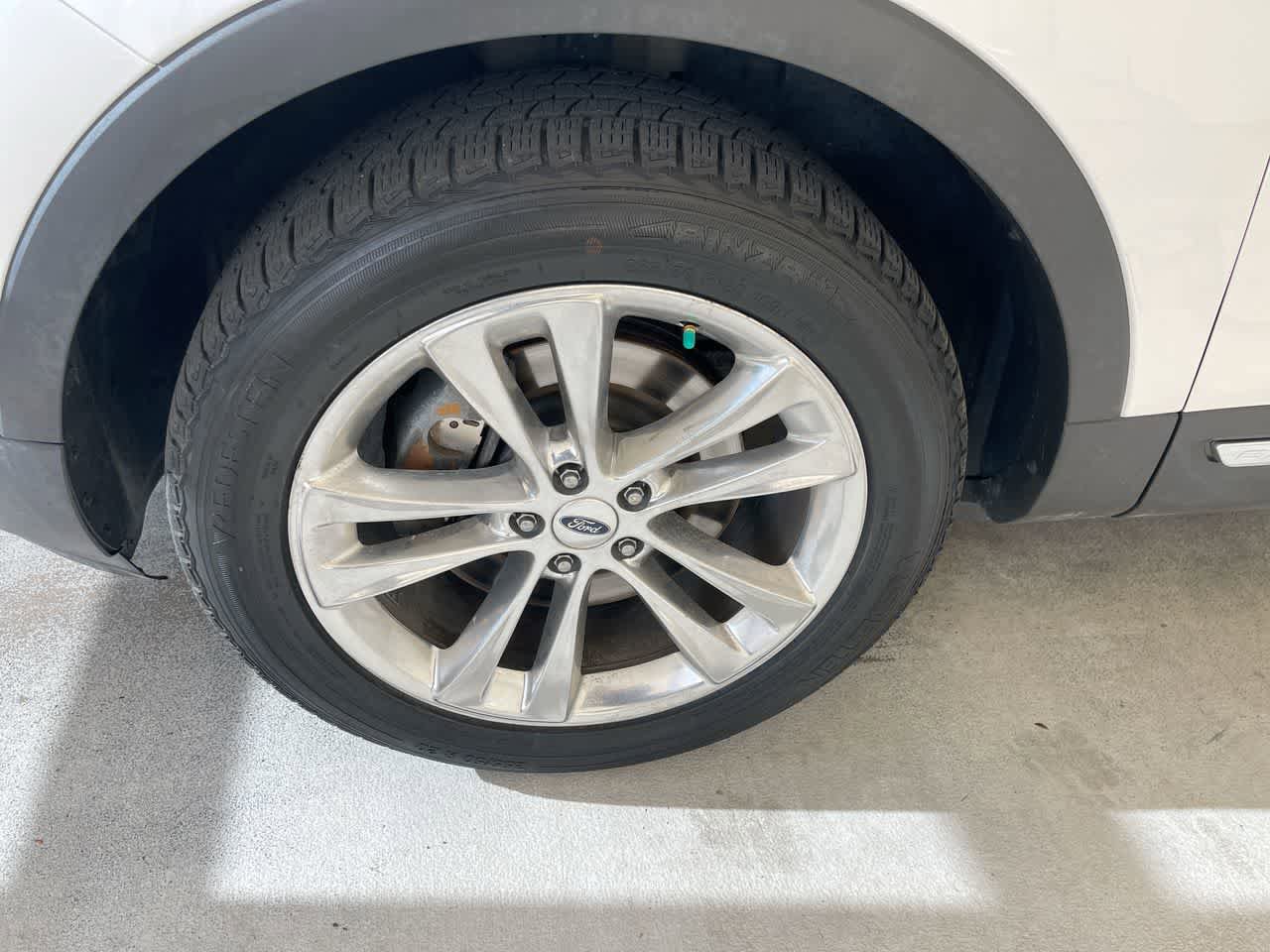 Used 2018 Ford Explorer XLT AWD/4WD image 10